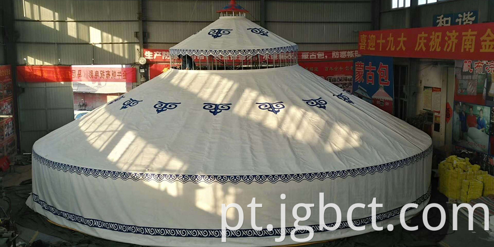 Outdoor leisure yurts